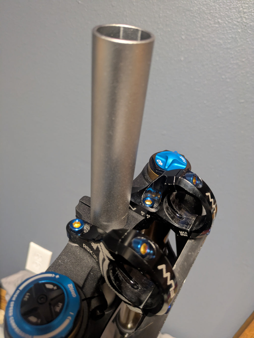 Direct mount titanium full set (8x bolts)